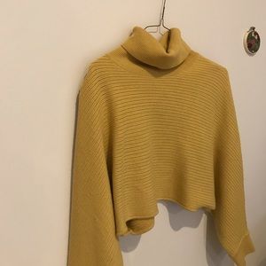 Aritzia (Wilfred) yellow cropped turtleneck